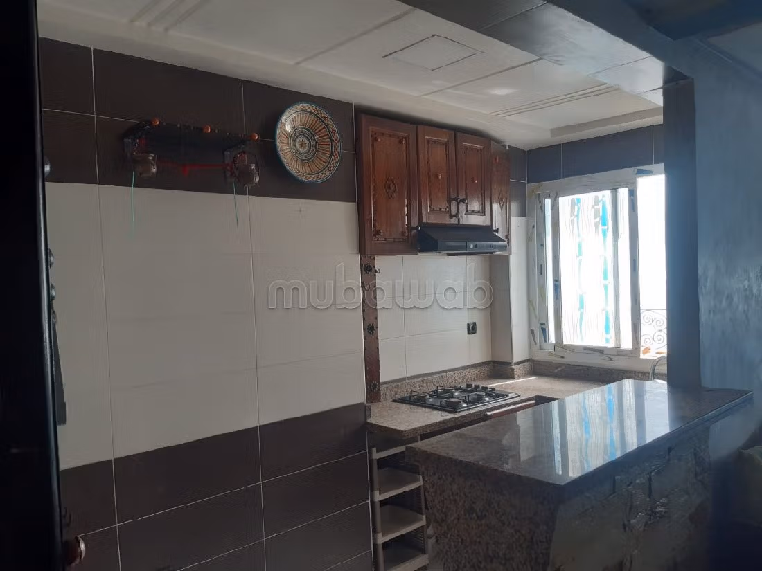 Koopappartementen. Totale oppervlakte 50 m². Terras en garage. 