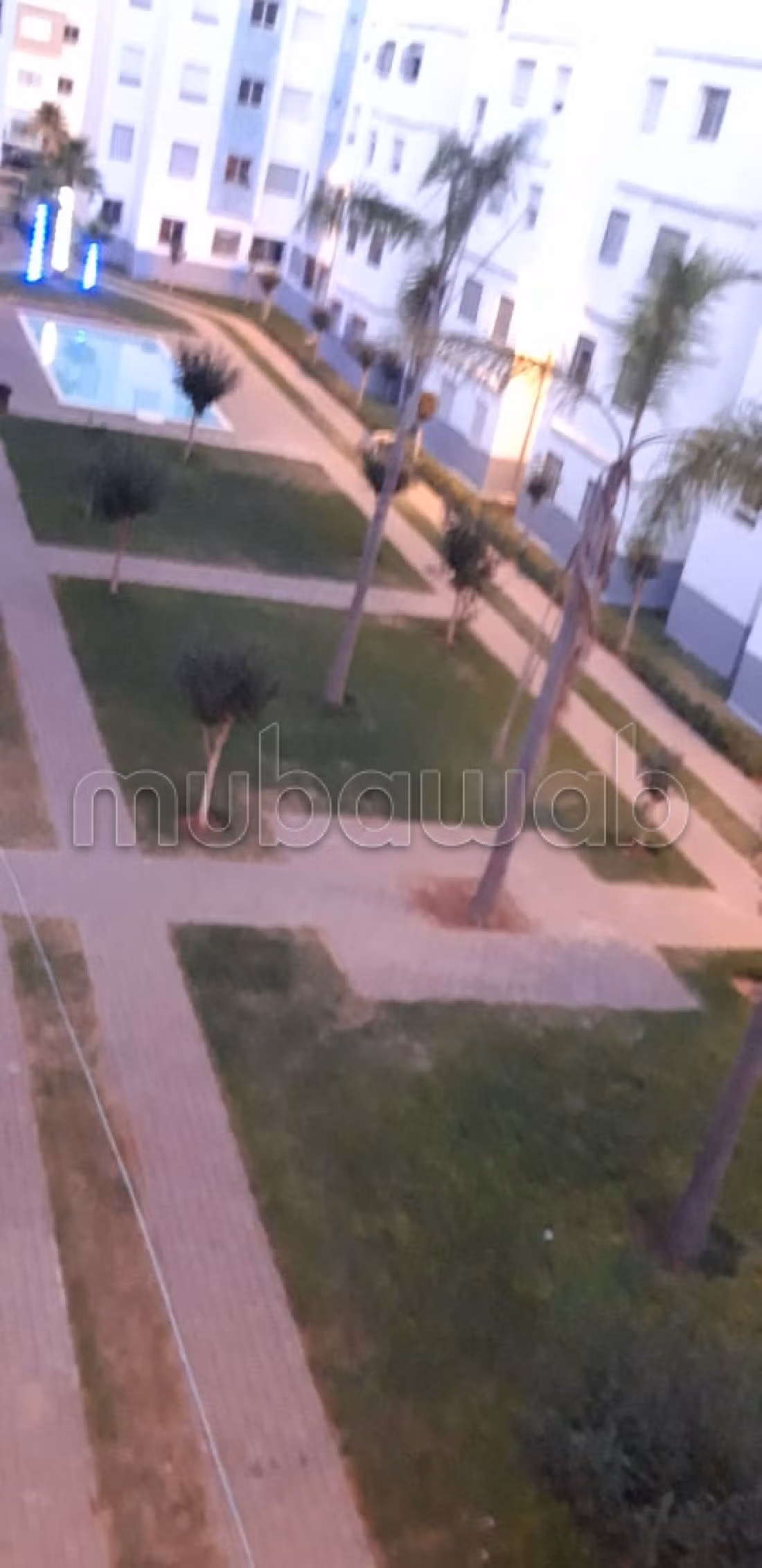 Koopappartementen. Totale oppervlakte 50 m². Terras en garage. 