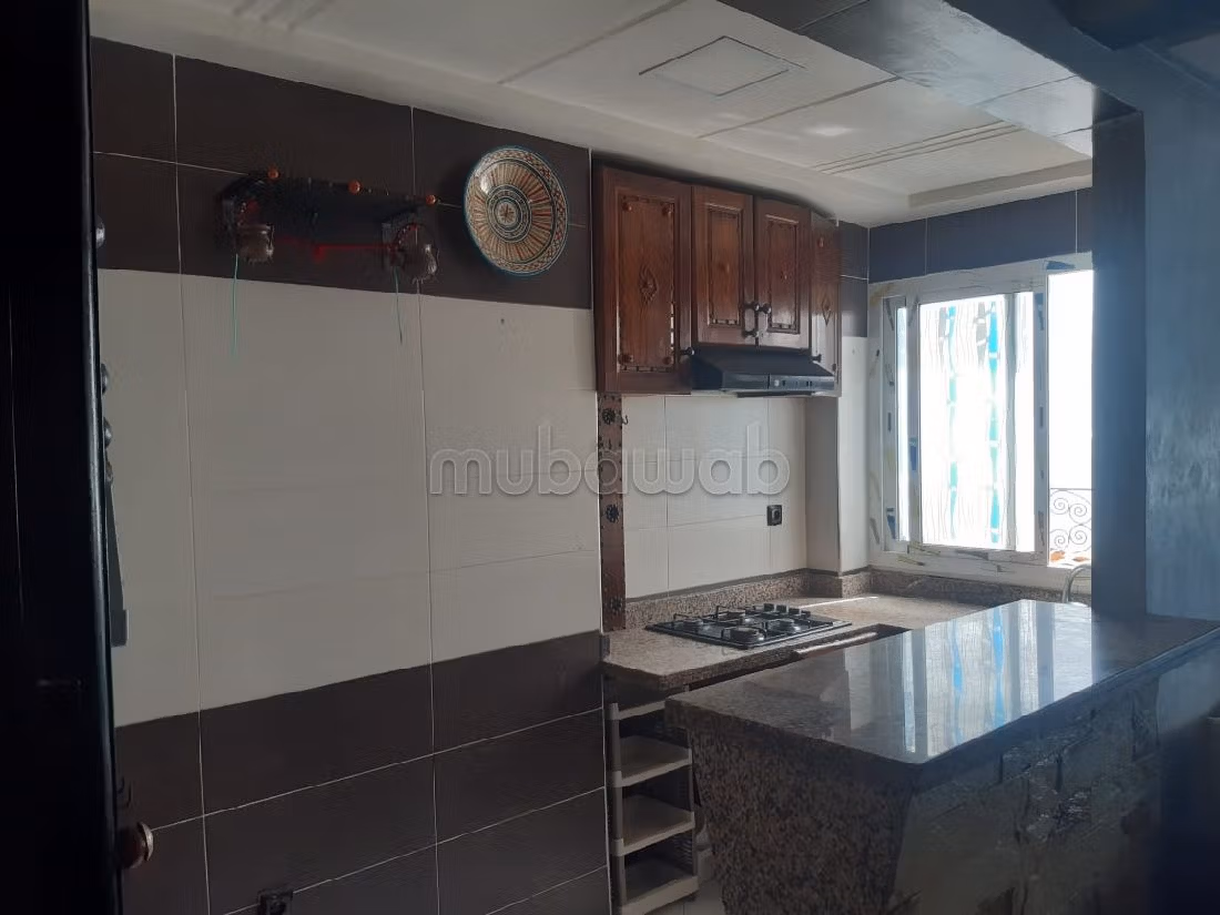 Koopappartementen. Totale oppervlakte 50 m². Terras en garage. 