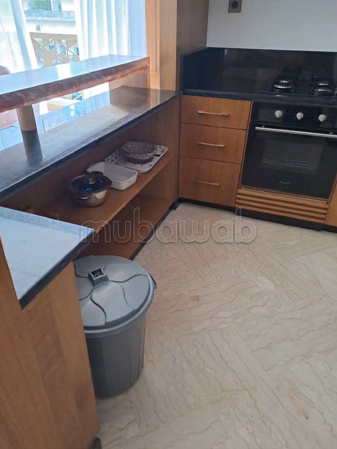 Louez cet appartement à casa finance city. 2 belles chambres. Ascenseur et terrasse