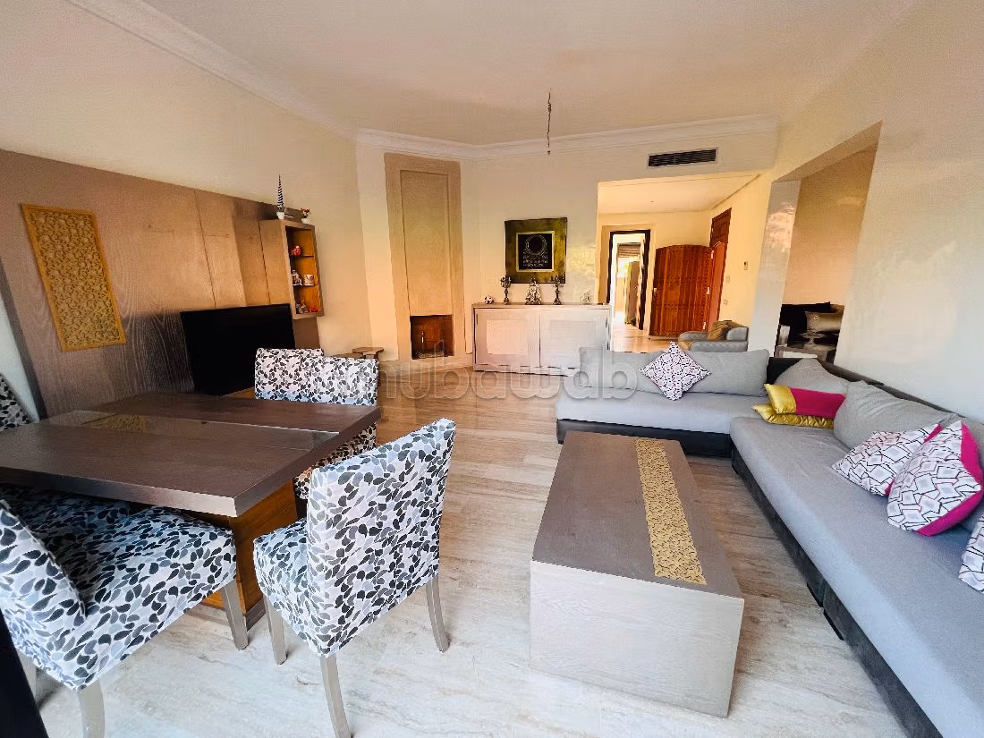 Casa de lujo en venta en Route de Fez. 5 habitaciones confortables. con muebles.