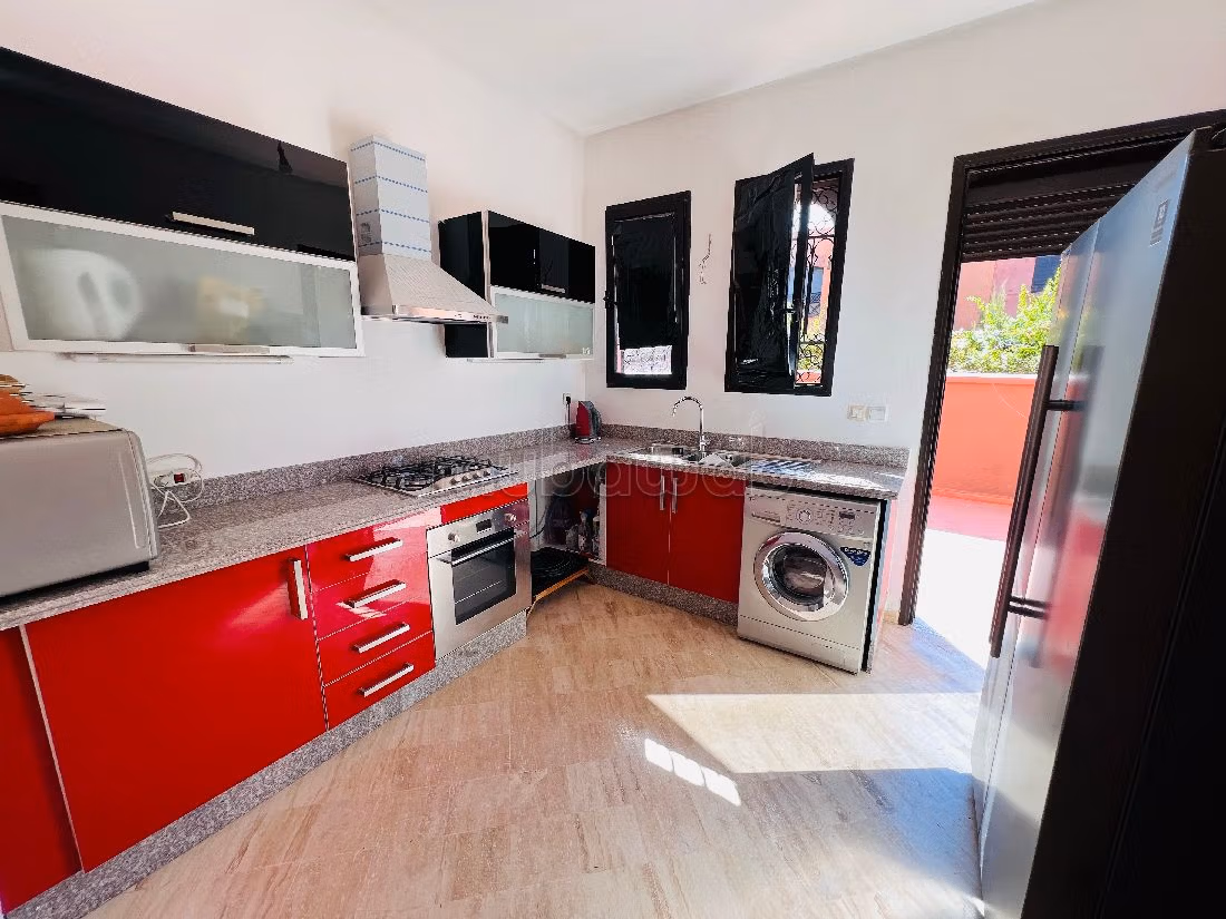 Casa de lujo en venta en Route de Fez. 5 habitaciones confortables. con muebles.