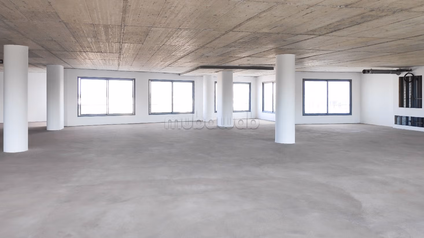 Offices for rent in Oasis. Large area 2000 m². With Lift, Balcony. 