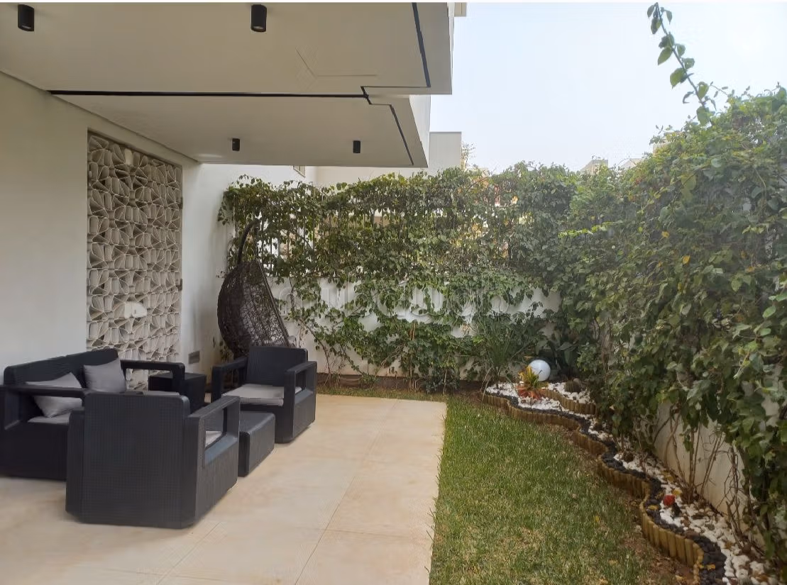 Très bel appartement en location à Casablanca Finance City. 1 chambre. Avec ascenseur et terrasse