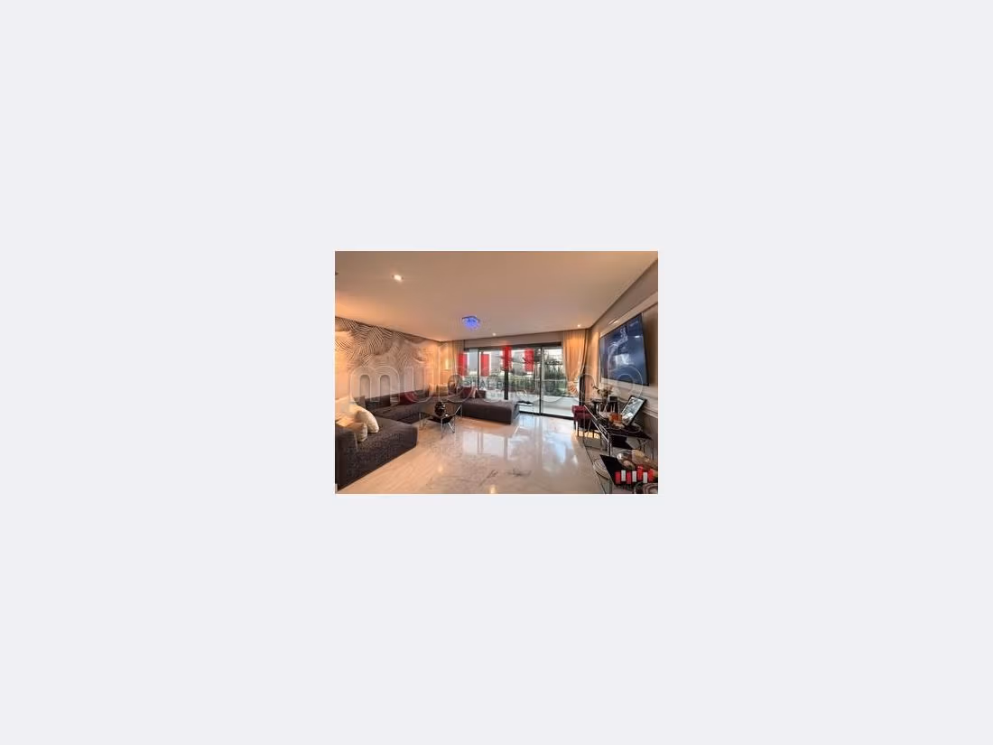 شقة للشراء ببوسكورة. 3 غرف ممتازة. مرآب. 