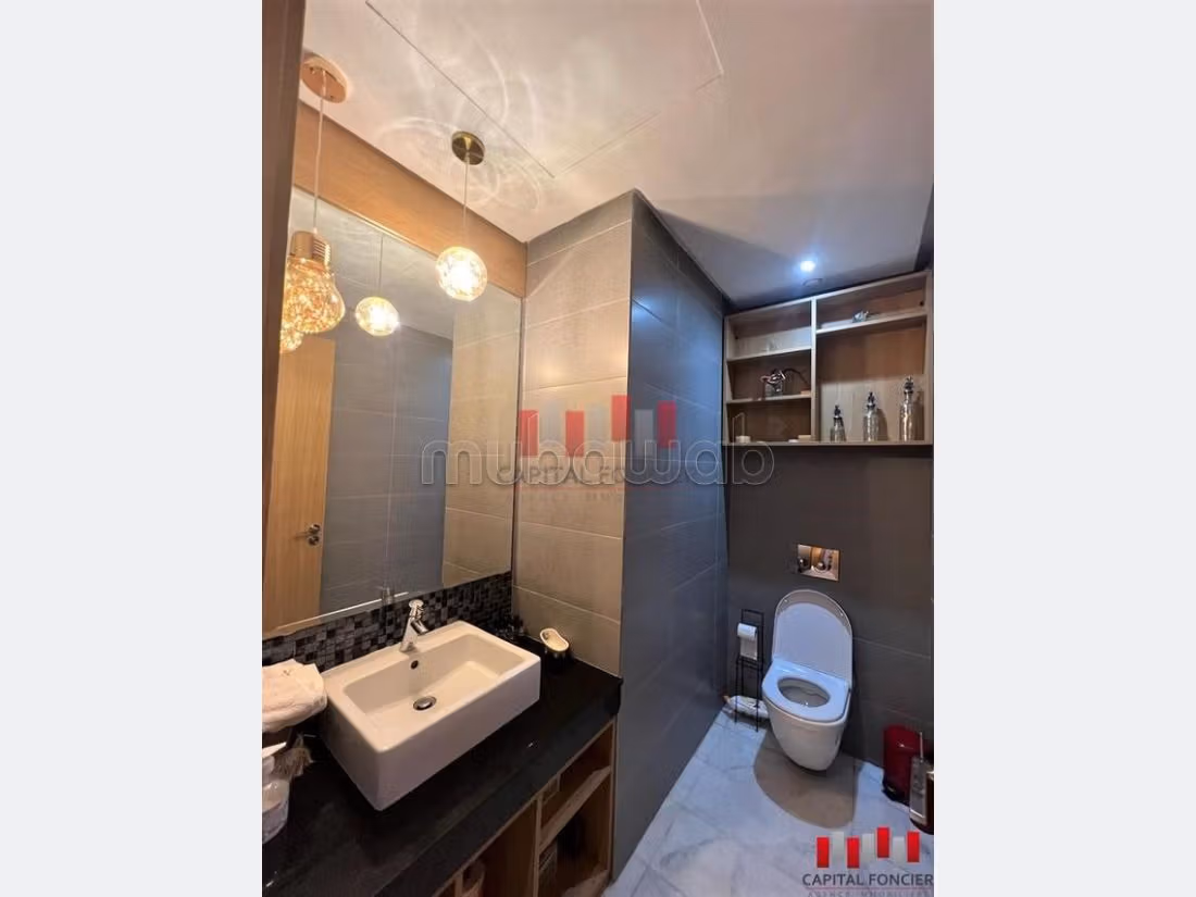 شقة للشراء ببوسكورة. 3 غرف ممتازة. مرآب. 