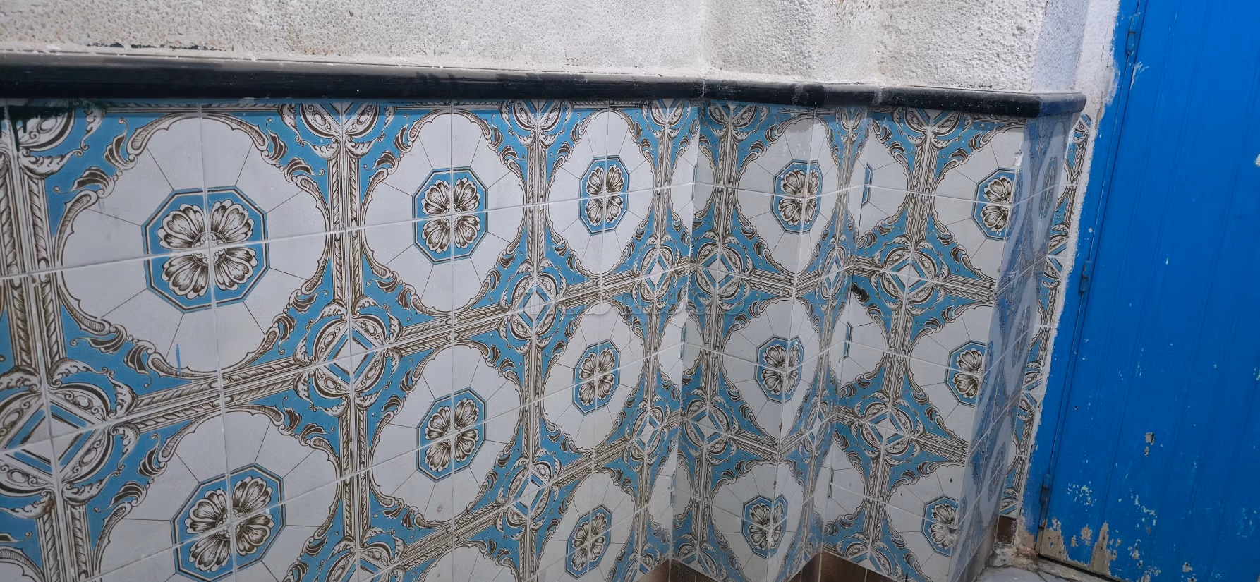 Maison arabe sur deux étages a vendre situé Tunis lemdina torbet el bay
