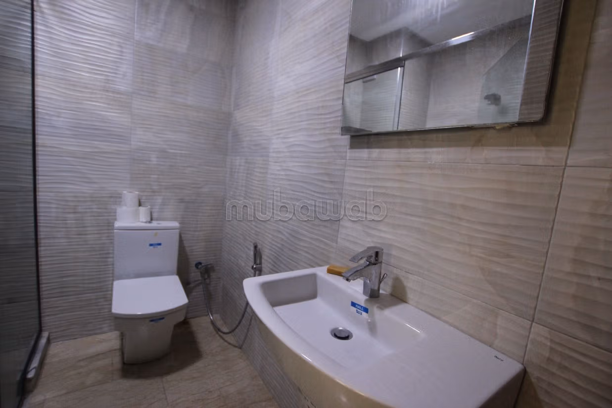 Find an apartment to buy. 2 beautiful rooms. Beautiful terrace and garden