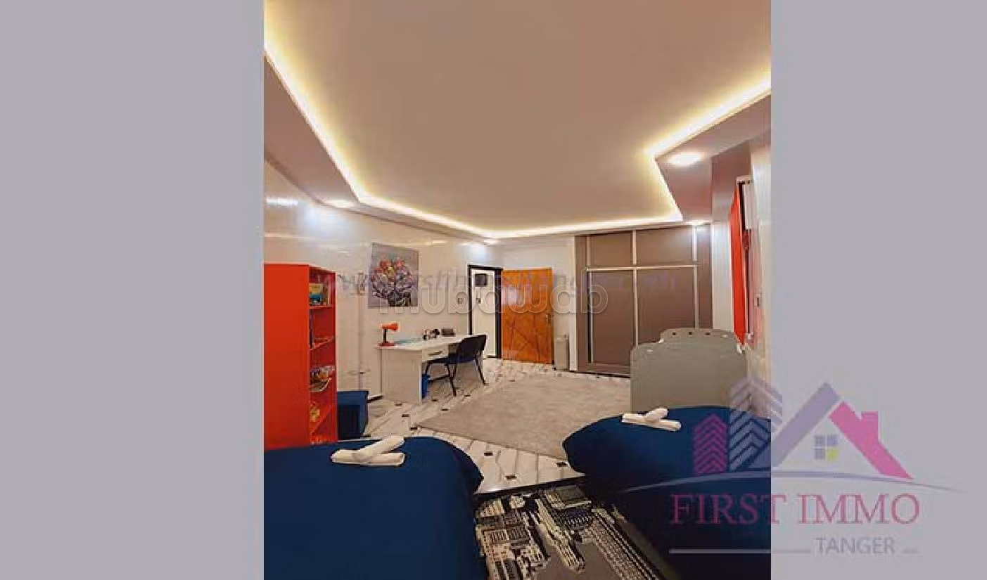 شقة للكراء بوسط المدينة. 3 قطع كبيرة. مفروشة