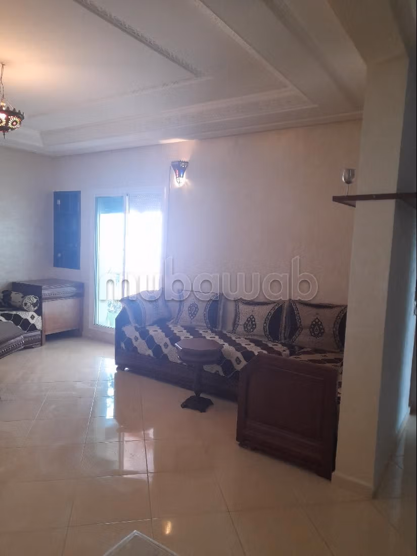 بيع شقة ب معمورة. 3 غرف ممتازة. مفروشة