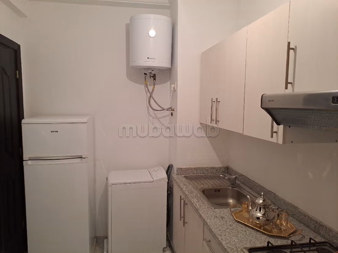 Piso en venta en Cité Adrar. 2 bonitas habitaciones. con muebles.