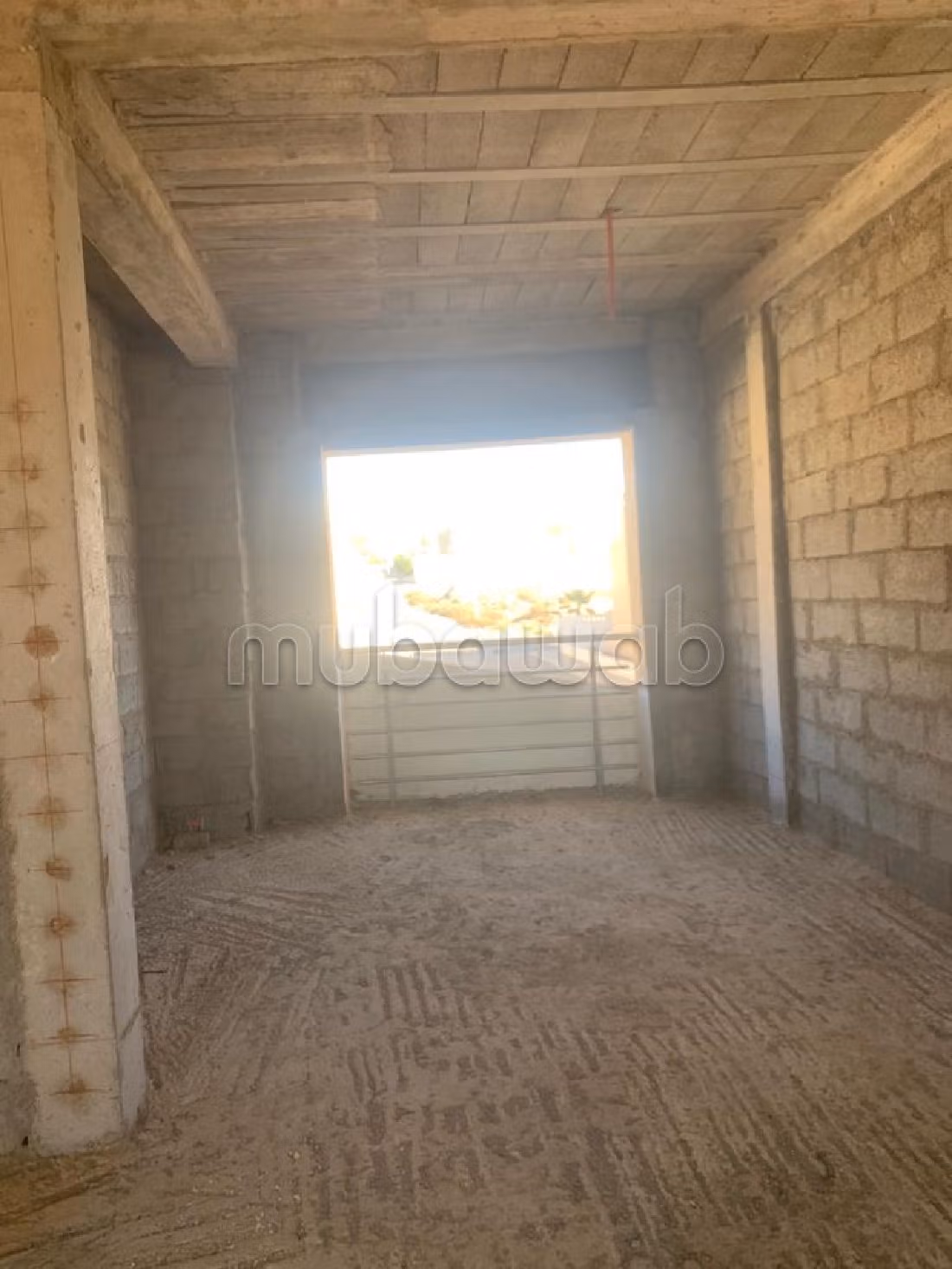 منزل فخم للبيع بالحي المحمدي. المساحة الإجمالية 175 م². حديقة وشرفة