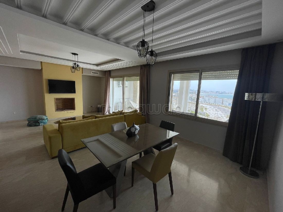 Appartement de vacances à louer à Tanger City Center. 3 pièces confortables. Concierge et