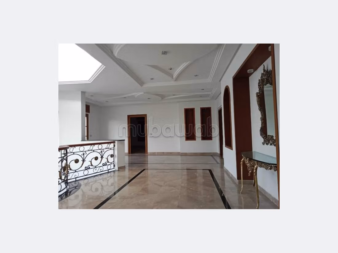 À louer villa avec piscine à Ain Zaghouan Nord