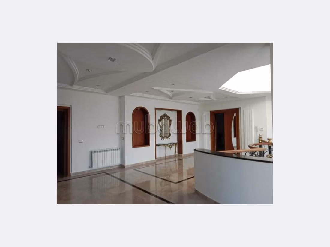 À louer villa avec piscine à Ain Zaghouan Nord