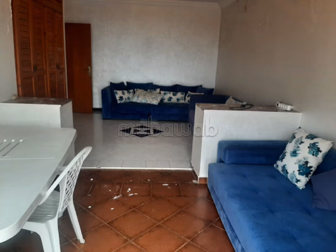 Vends villa 3 niveaux face mer quartier résidentiel