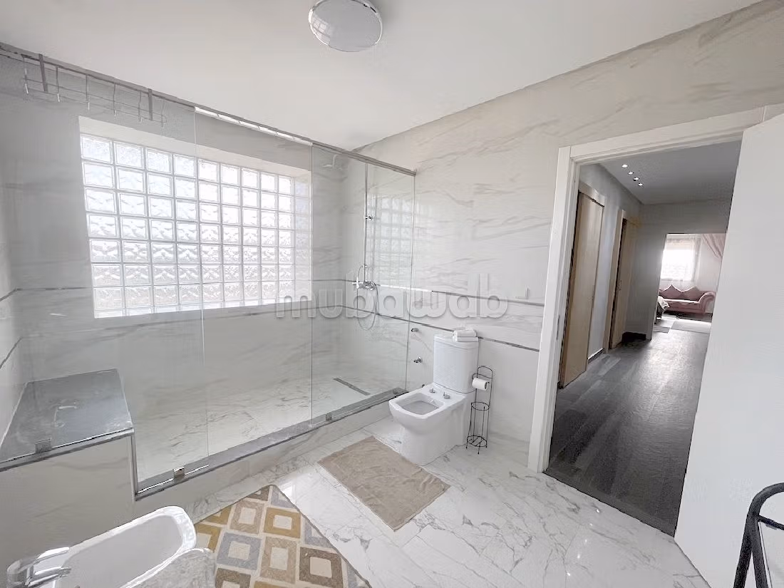 Te koop: villa's en luxe woningen in Entrée Sud. 5 Slaapkamers. Open haard en privézwembad. 
