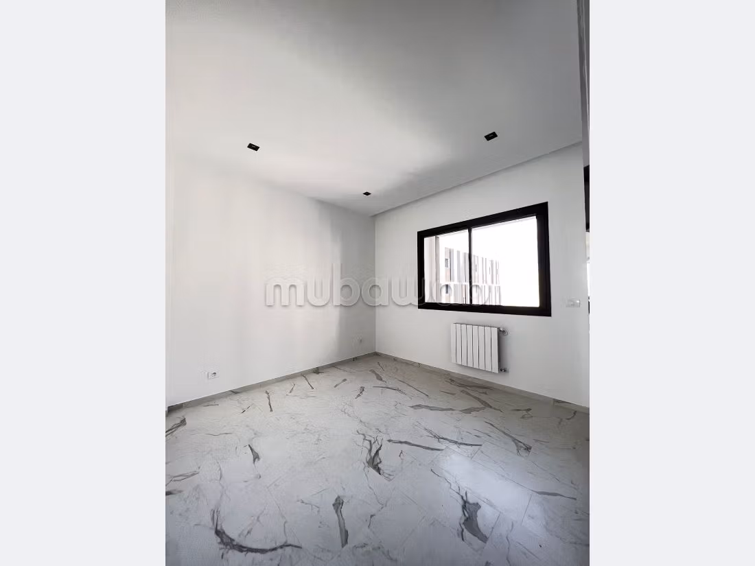 Very nice apartment for rent in Les Jardins de Carthage. Area 1 m². General satellite dish system, On site security. 