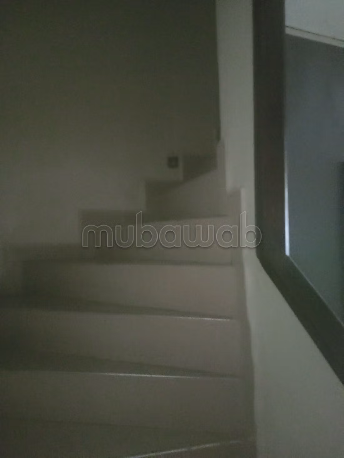 A vendre un magasin commercial avec Mezzanine