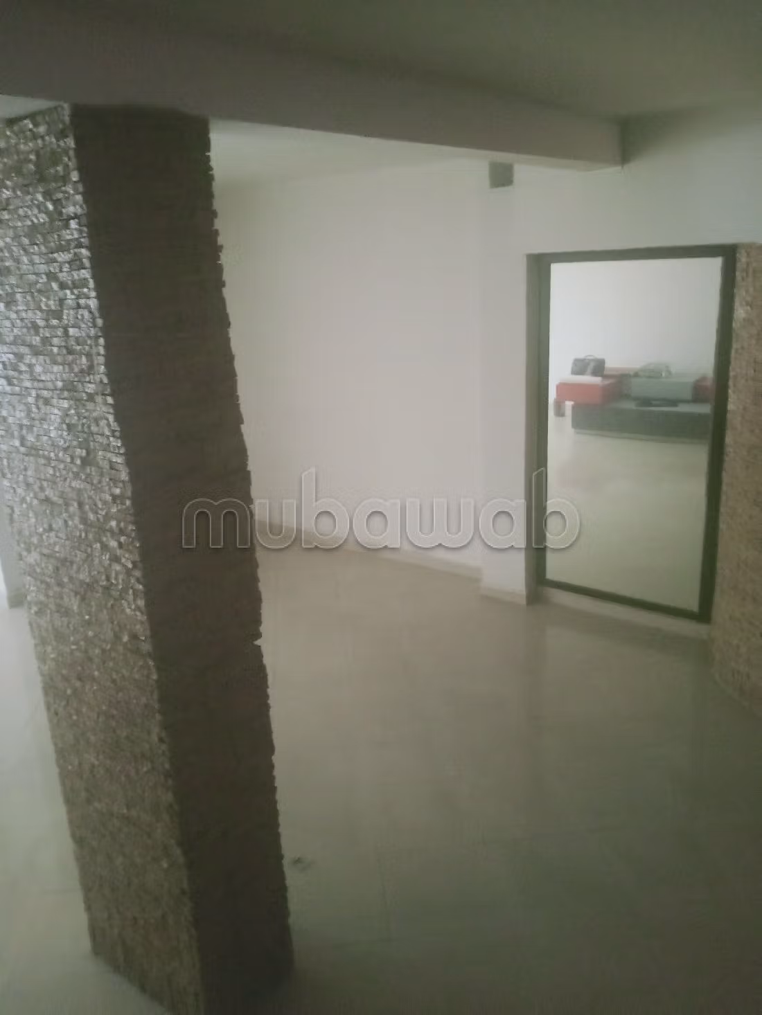 A vendre un magasin commercial avec Mezzanine