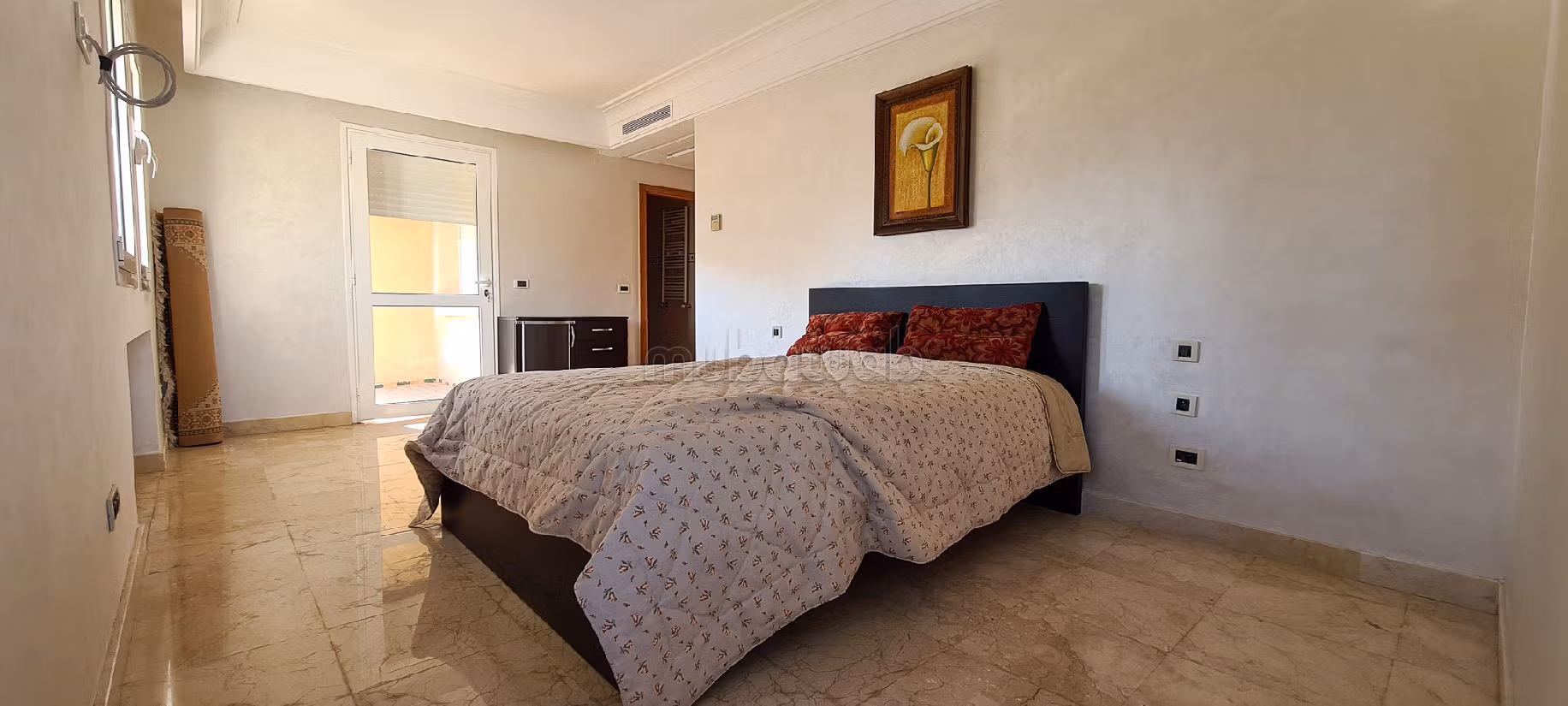 Charmante villa 1000m avec piscine