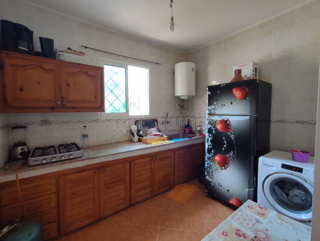 Apartment for rent. 7 large rooms. Furnishings