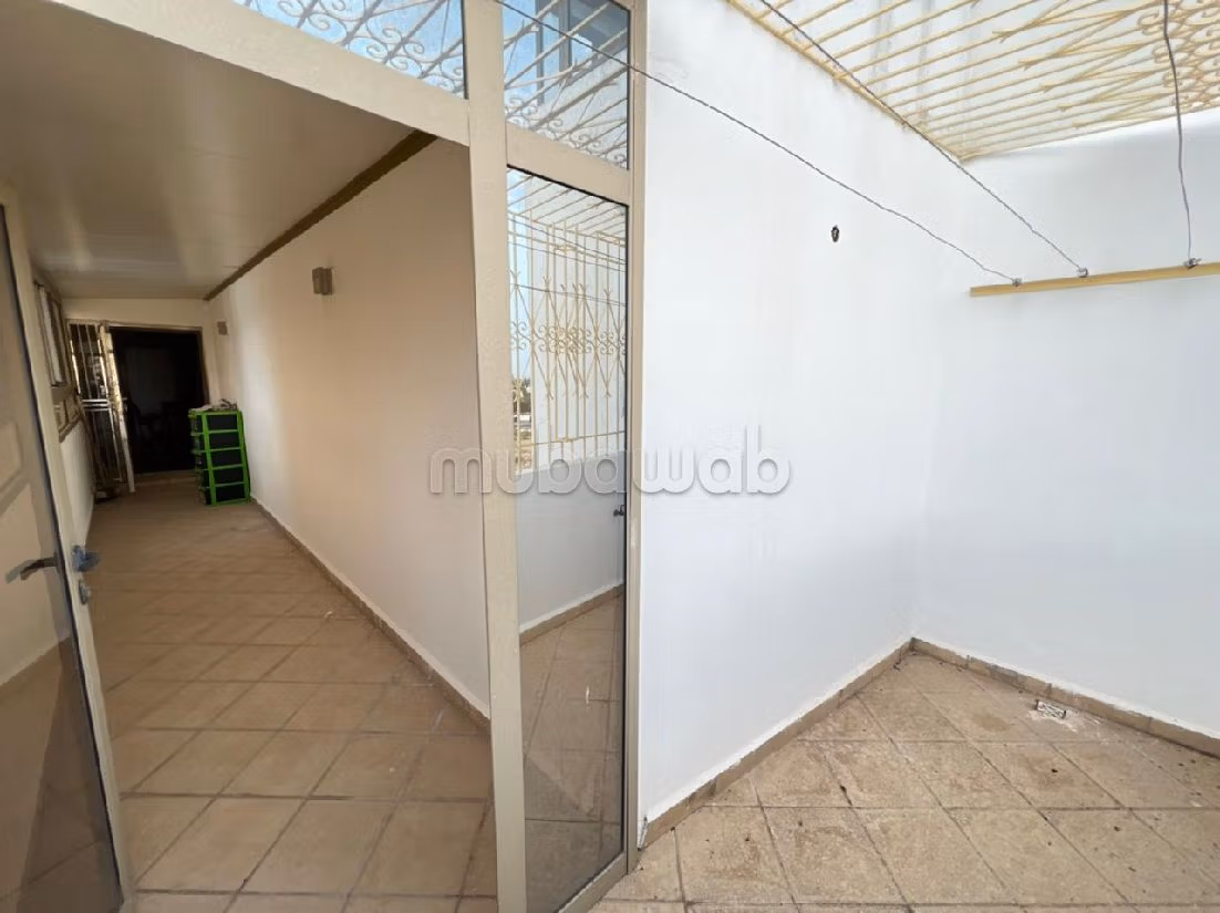 شقة للكراء ببوسيجور. 2 غرف. مفروشة.