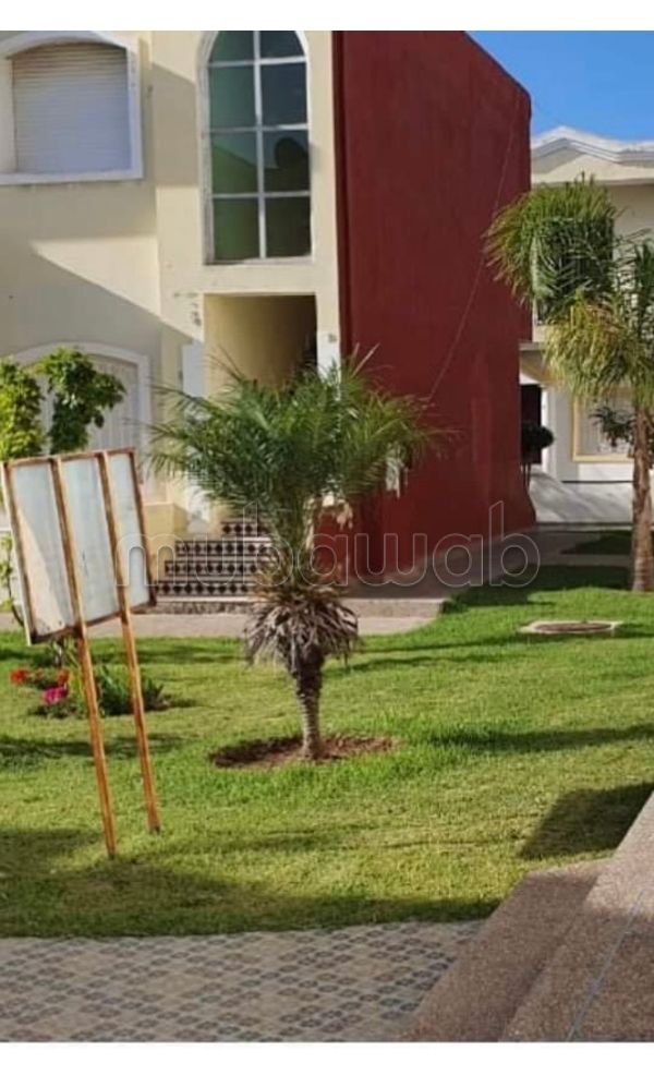 Appartement à vendre à Sidi Bouzid. Surface totale 76M2. Belle terrasse et jardin