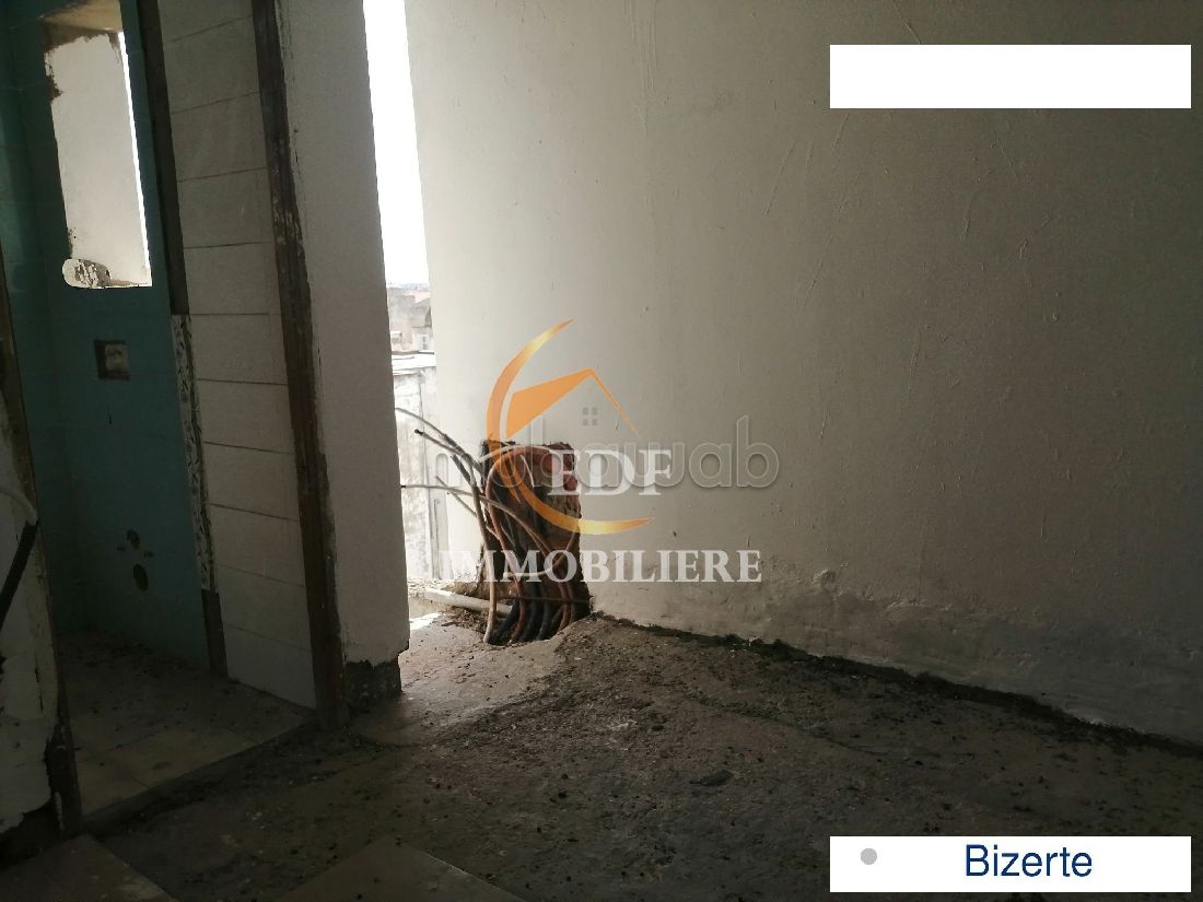 Un immeuble 2minute de La Marina Bizerte