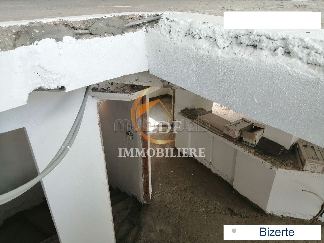 Un immeuble 2minute de La Marina Bizerte