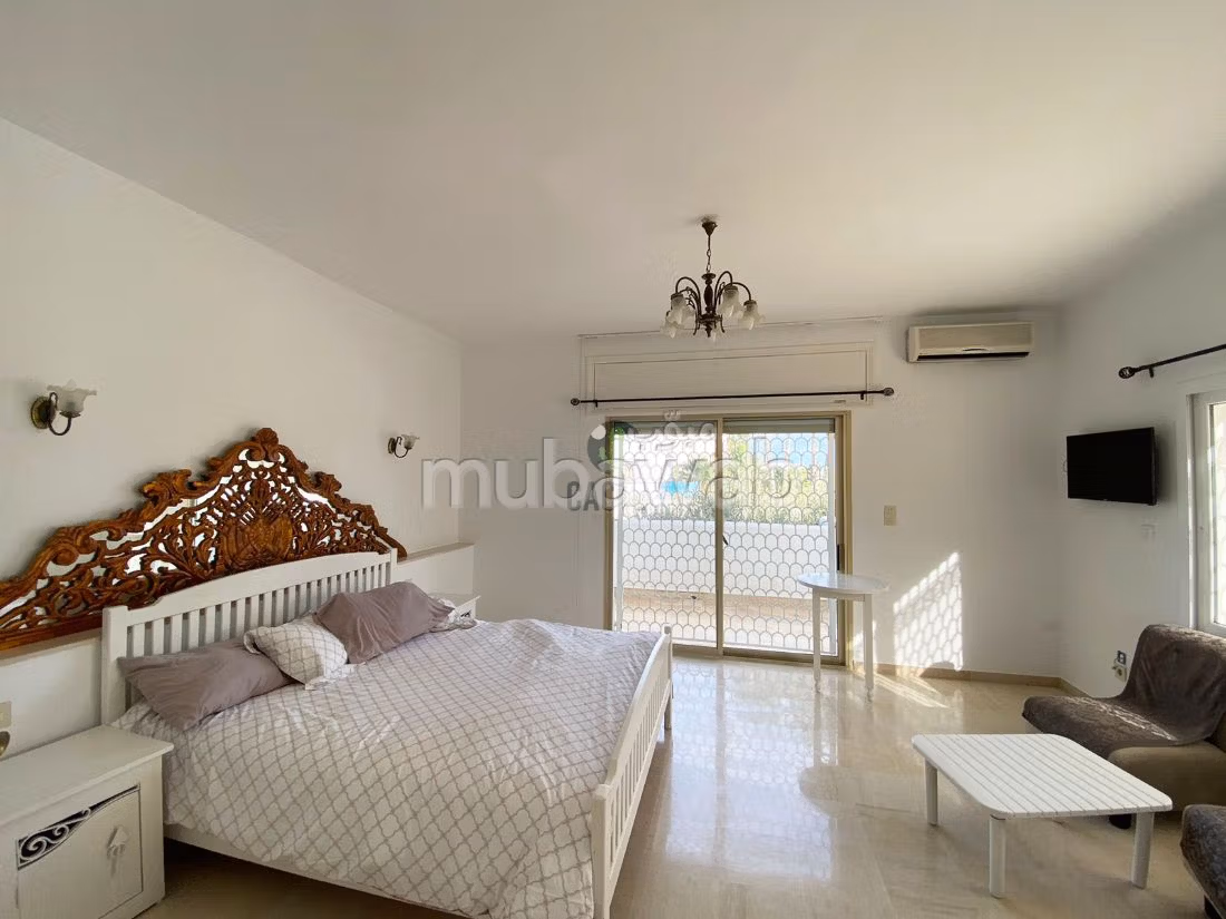 Villa de maître dans la zone touristique à Hammamet nord