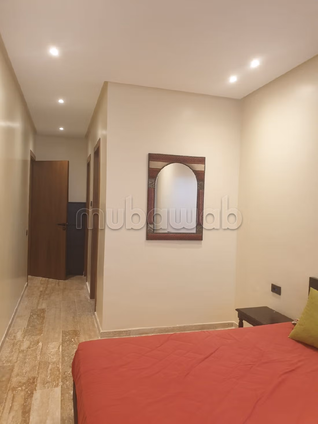 Bel appartement neuf avec jardin privé