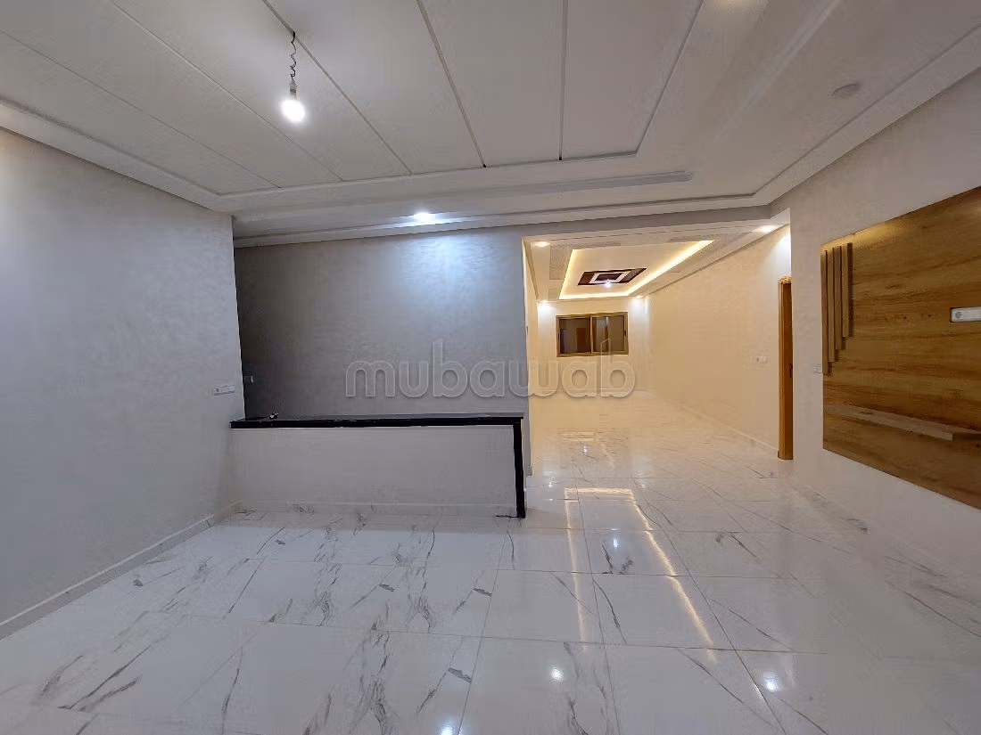 Nouvelle apparemment 155m² avec ascenseur et sous