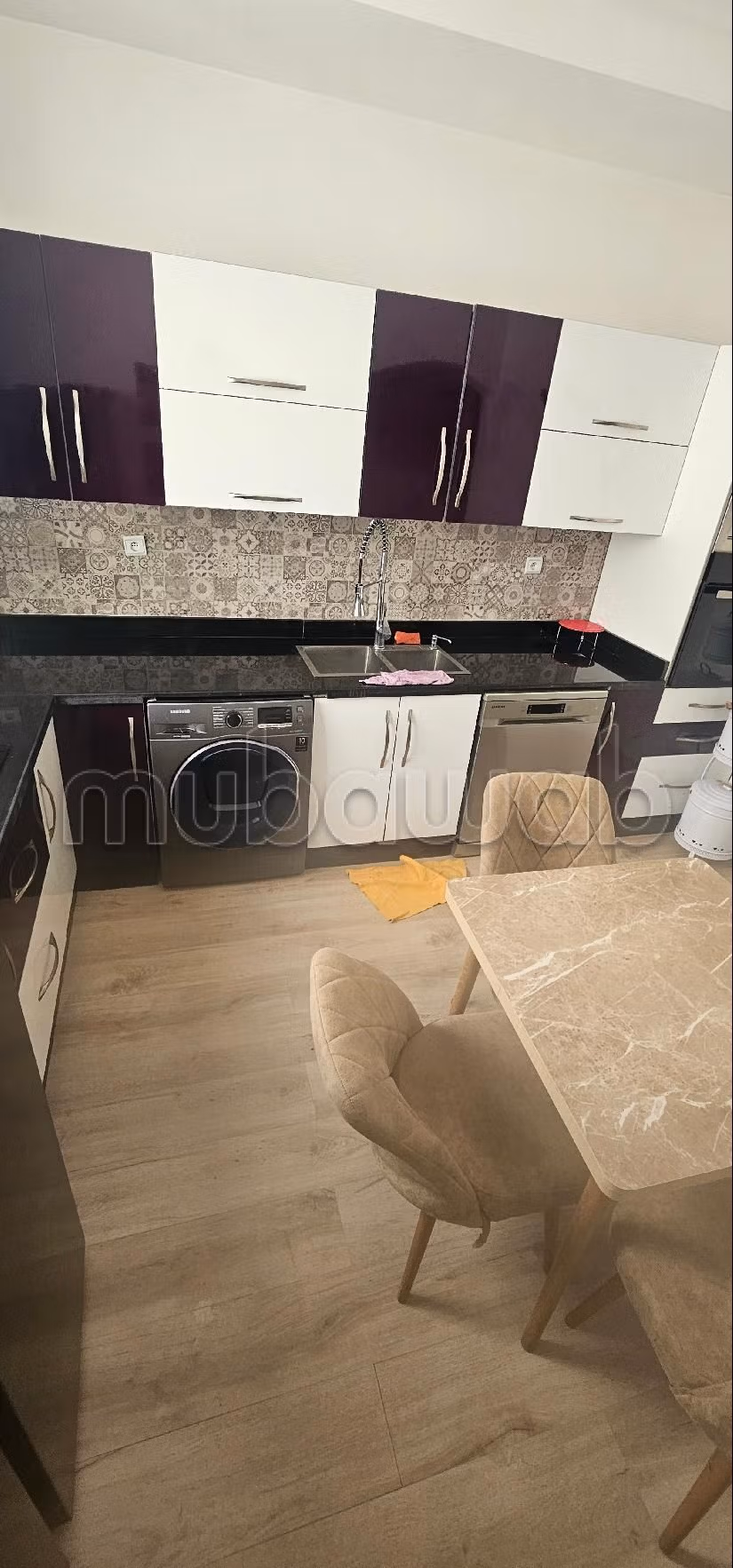 Location d'un appartement à Place Orson Welles. 2 grandes pièces. Double vitrage et porte blindée