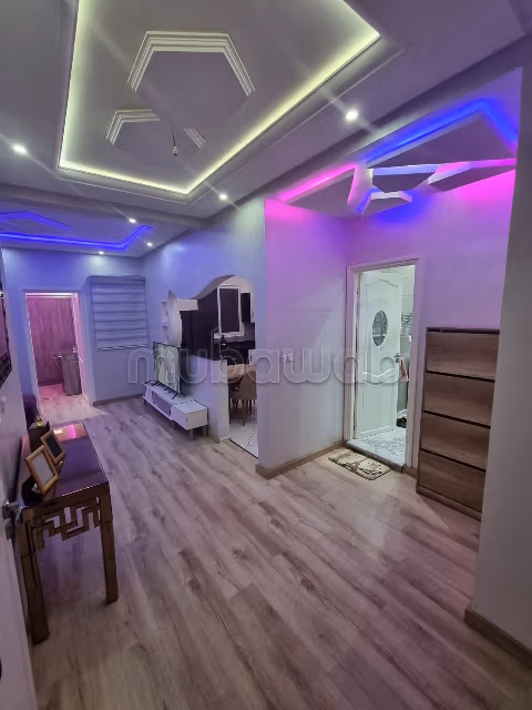Location d'un appartement à Place Orson Welles. 2 grandes pièces. Double vitrage et porte blindée