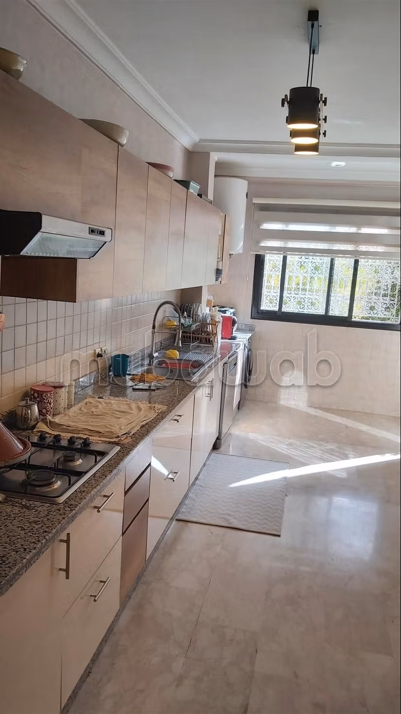 Pas de VIS A VIS / familial / 3 FACADES