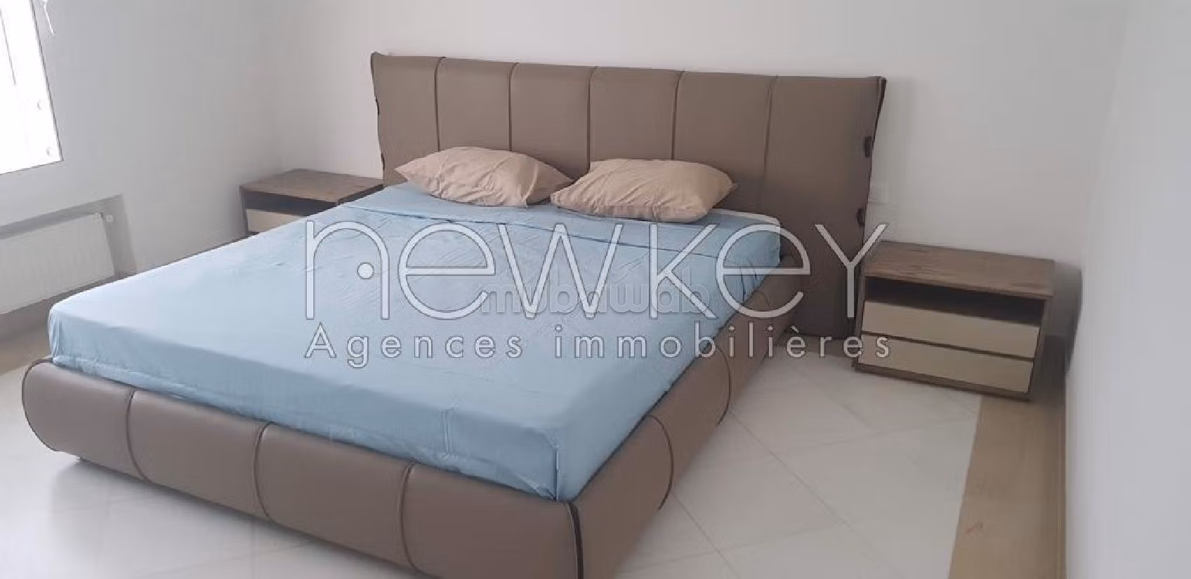 Duplex S4 à louer à Gammarth en front de mer