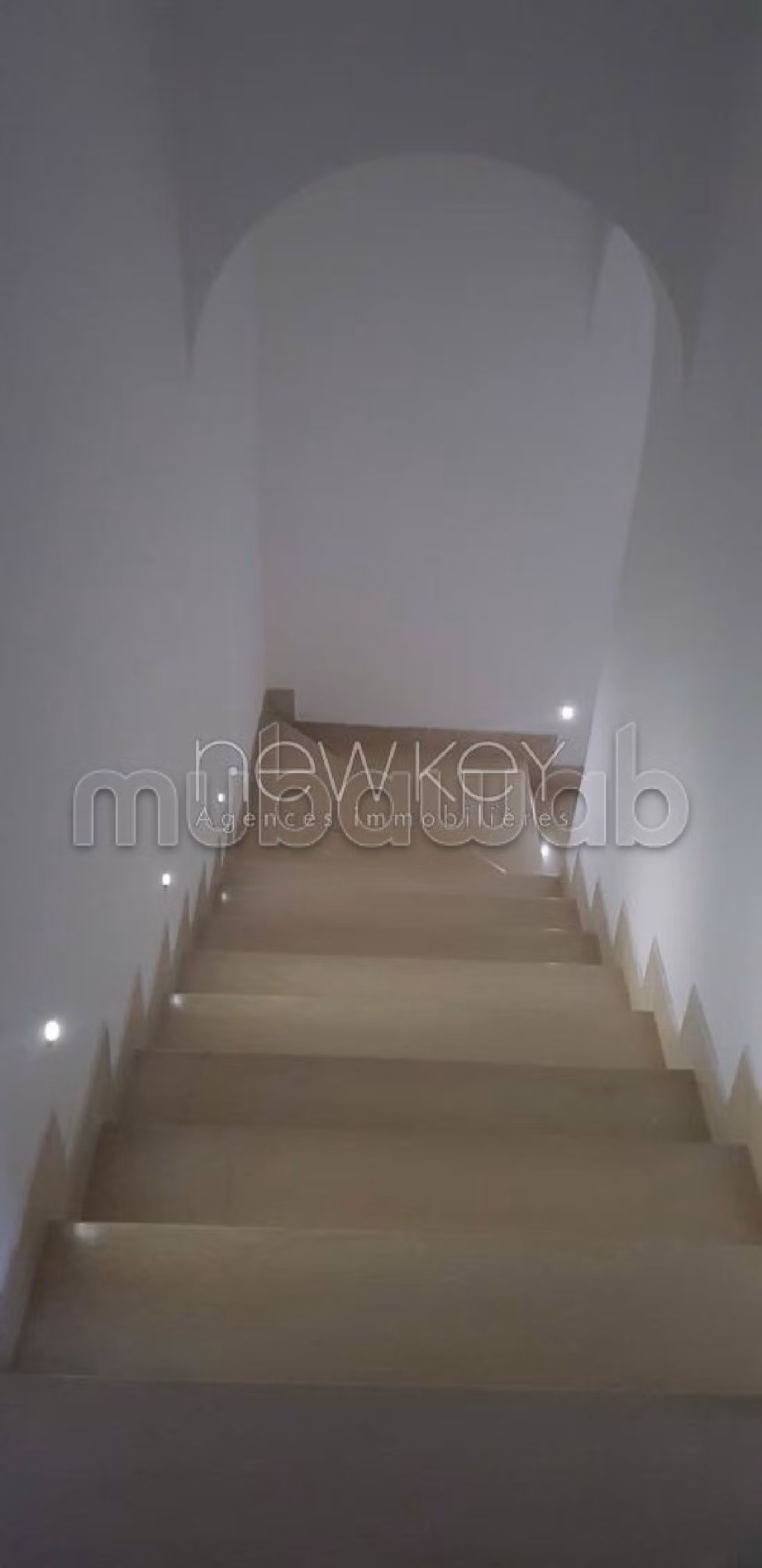 Duplex S4 à louer à Gammarth en front de mer
