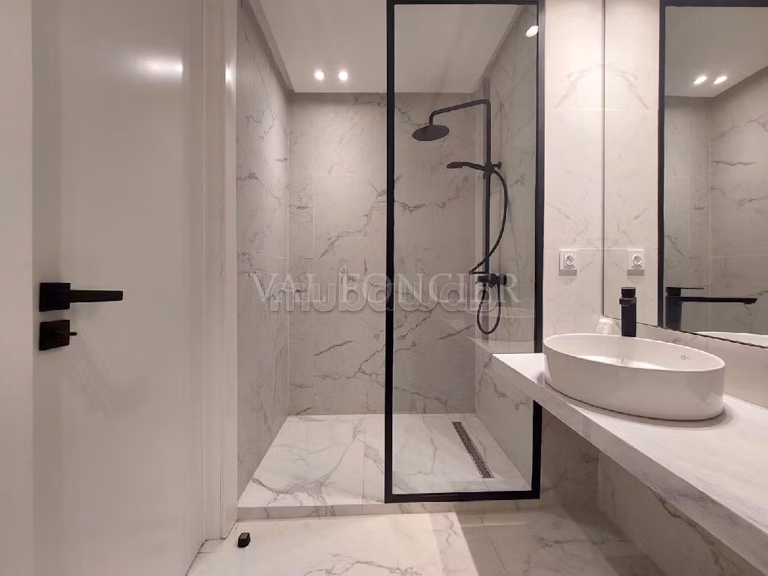 Lovely apartment for rent in Palmier. 2 lovely rooms. Swimming pool