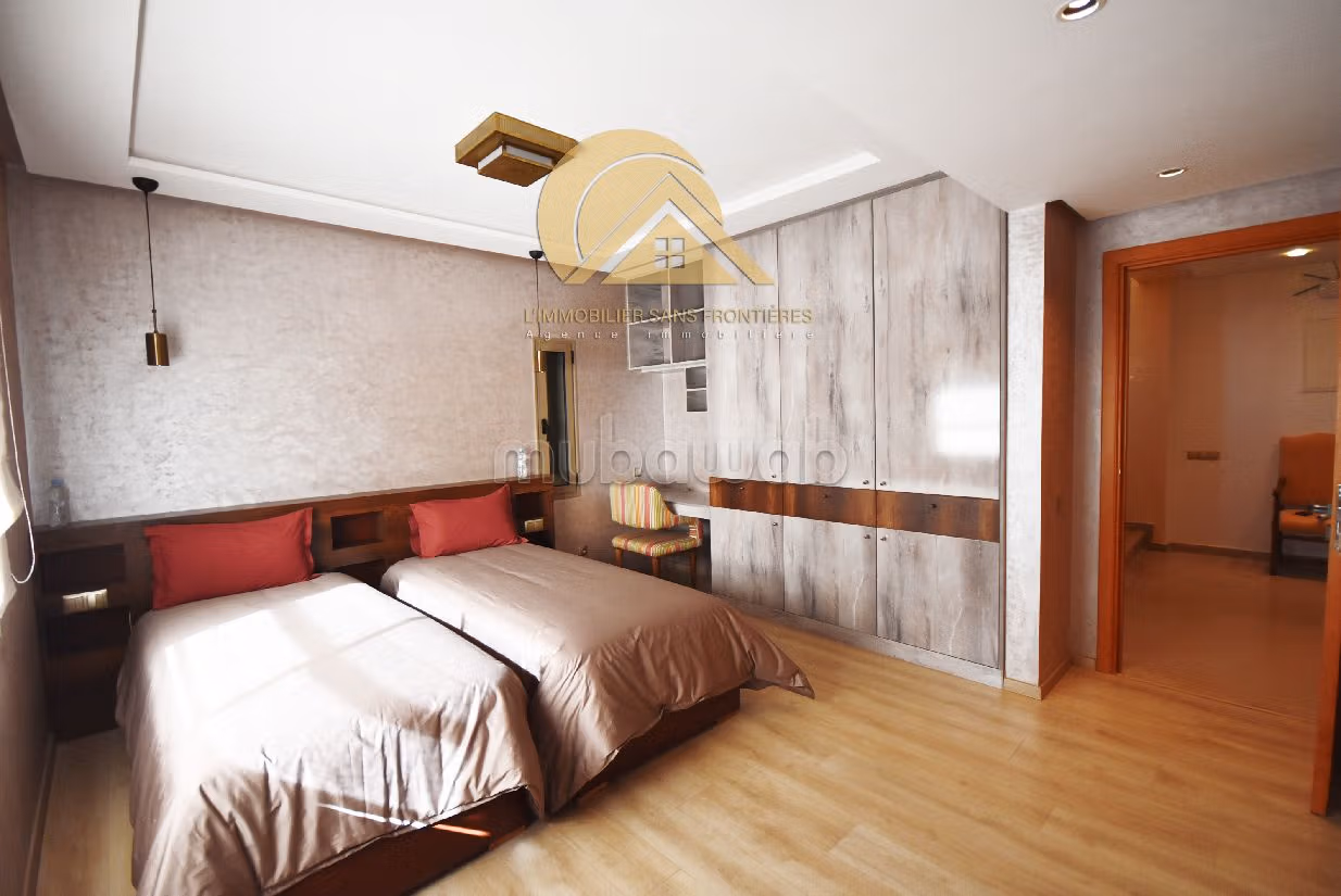 Villa moderne meublée à louer à Targa