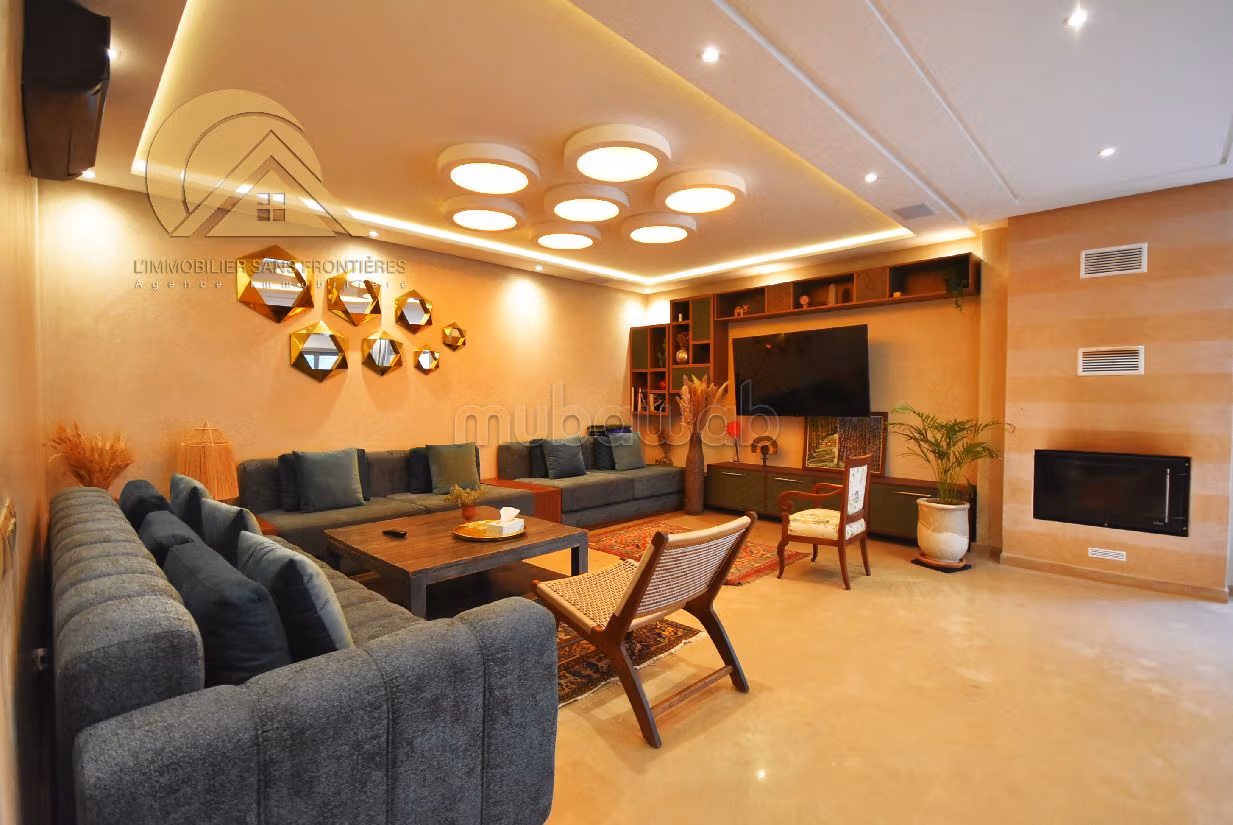 Villa moderne meublée à louer à Targa