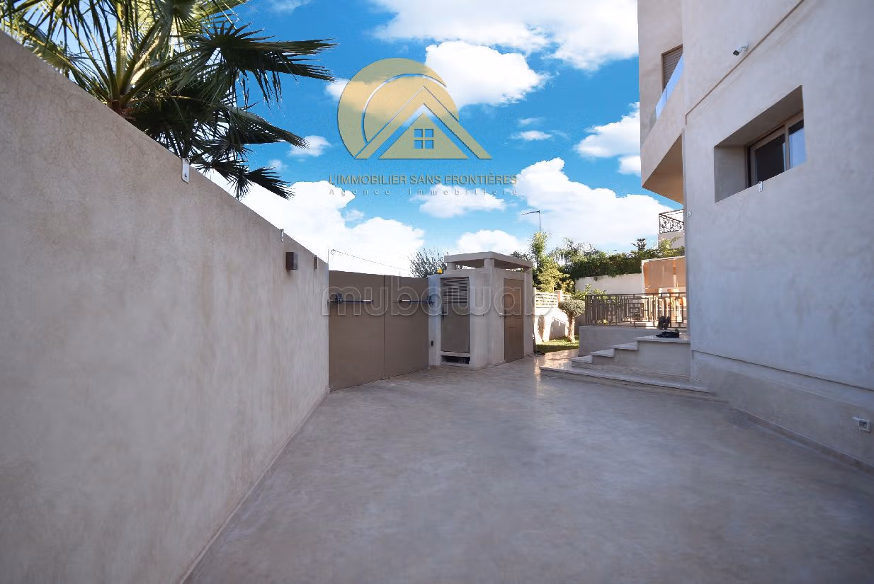 Villa moderne meublée à louer à Targa