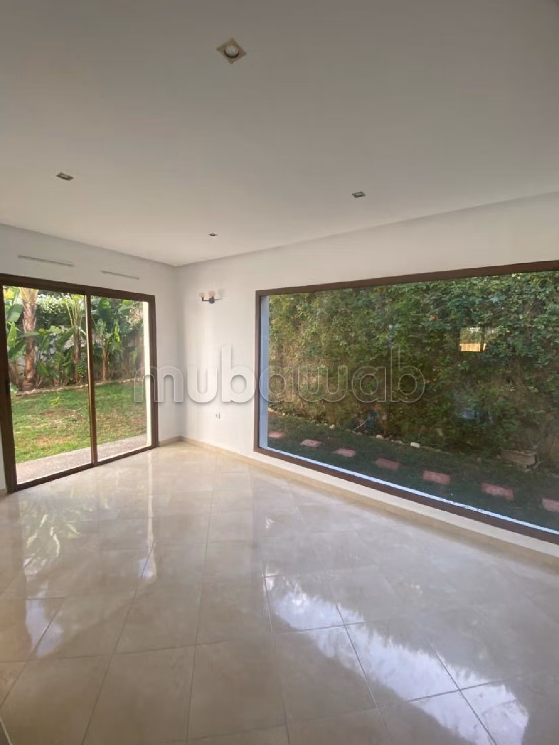 Villa à louer sur Souissi rabat