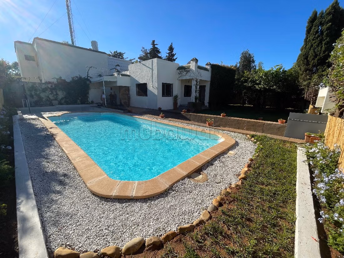 Villa à louer sur Souissi rabat
