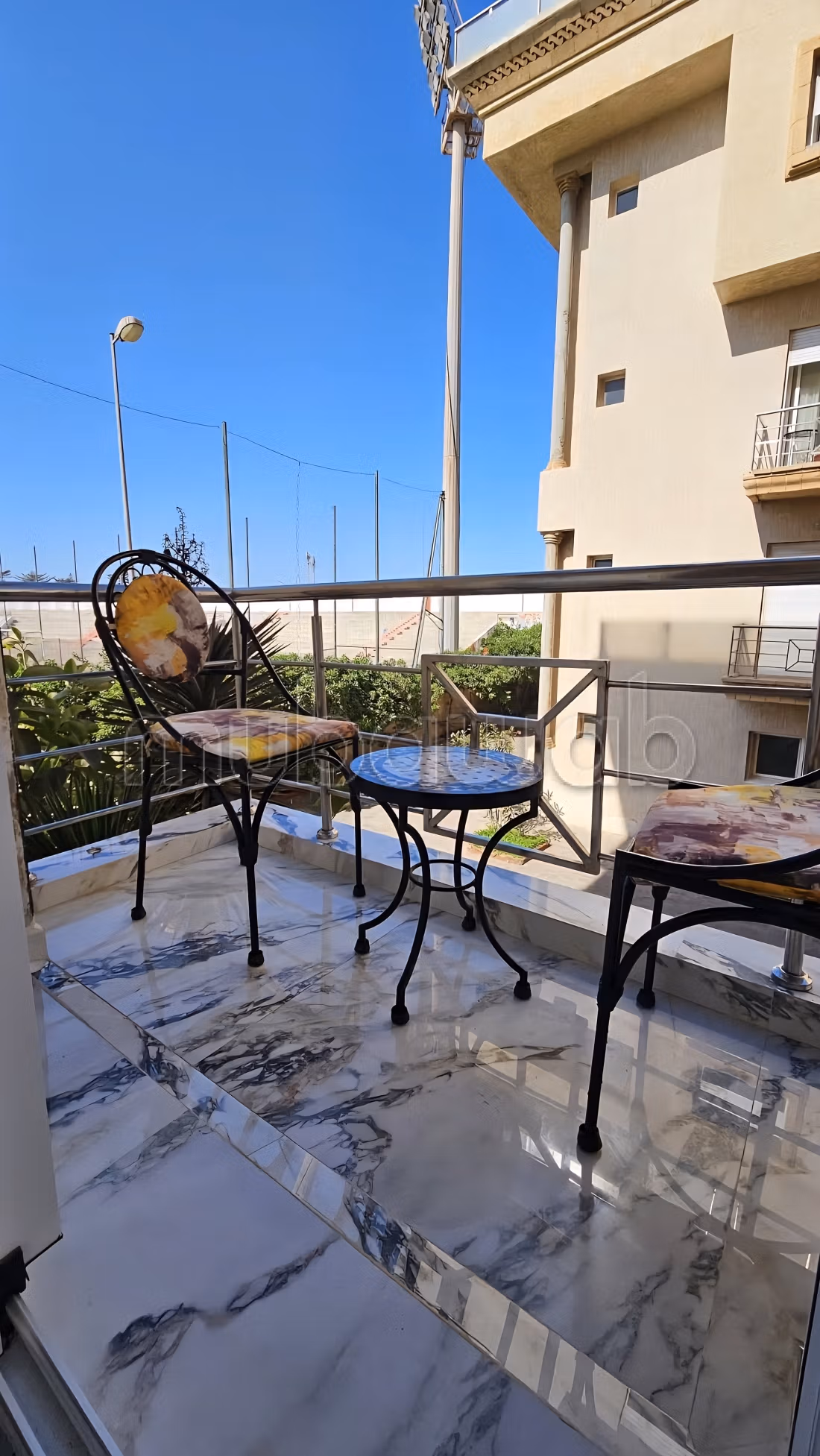 Appartamento da affittare a Borj. 2 locali spaziosi. Servizio di concierge e piscina