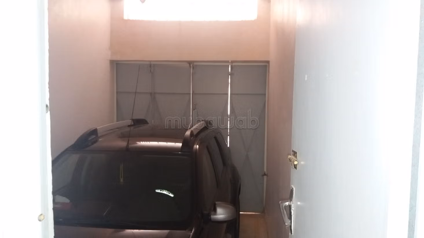 منزل رائع للبيع ب جوهرة. 12 قطع. موقف للسيارات وحديقة. 