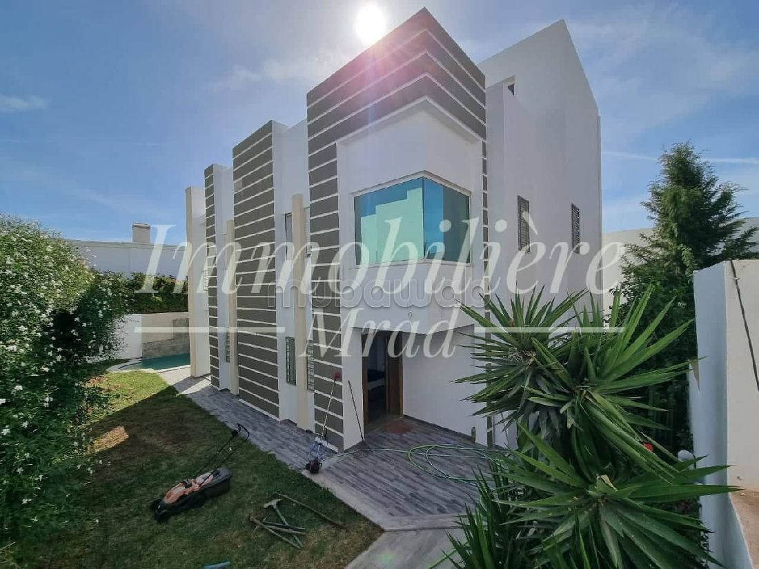 Magnificent villa for sale in Hammamet Nord. 4 lovely rooms. Residence