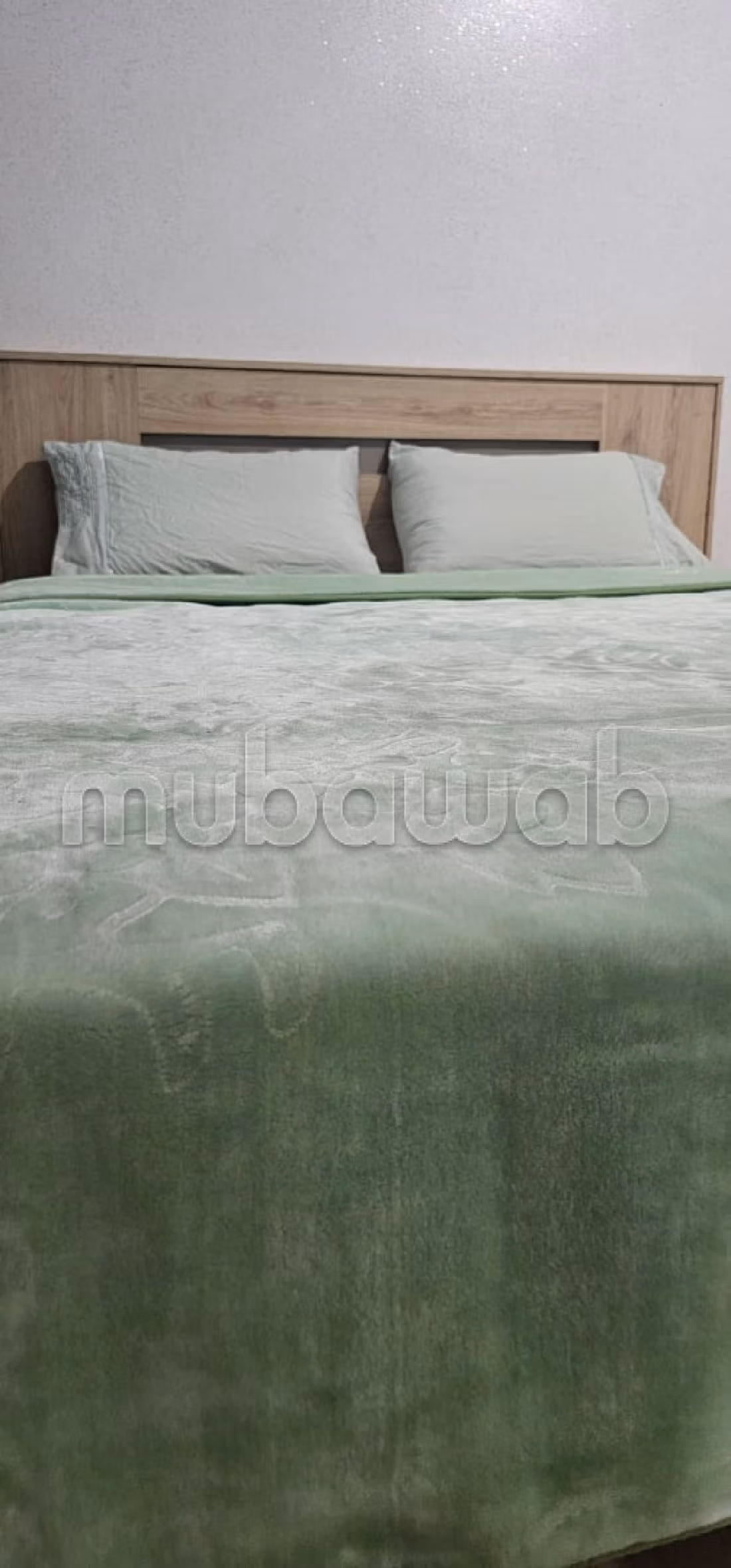 Location d'un appartement à Bab Al Bahar. Surface totale 72 m². Vue sur la mer, chauffage central. 