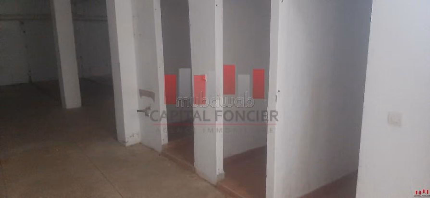 Offices & shops to rent in Sidi Maarouf. Dimension 550 m². 