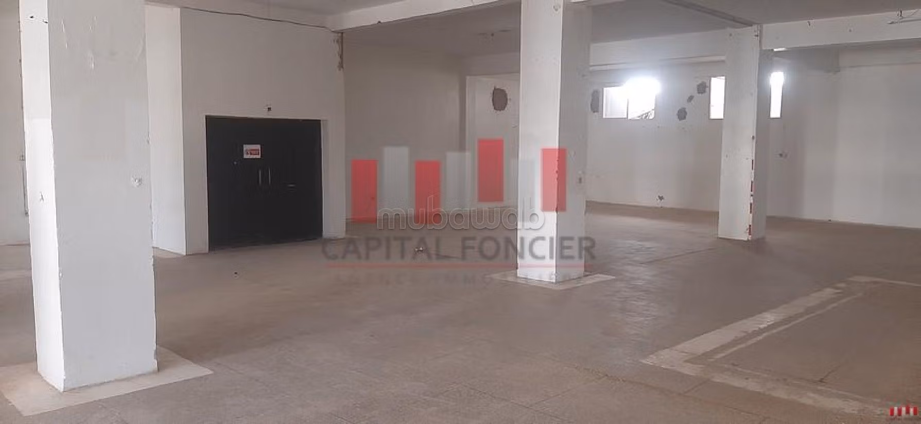 Offices & shops to rent in Sidi Maarouf. Dimension 550 m². 